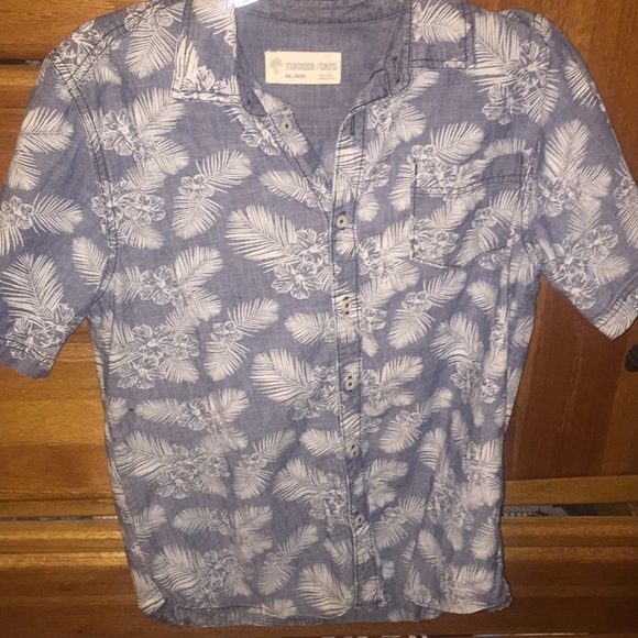 Boys hawaiian button up - Picture 1 of 2